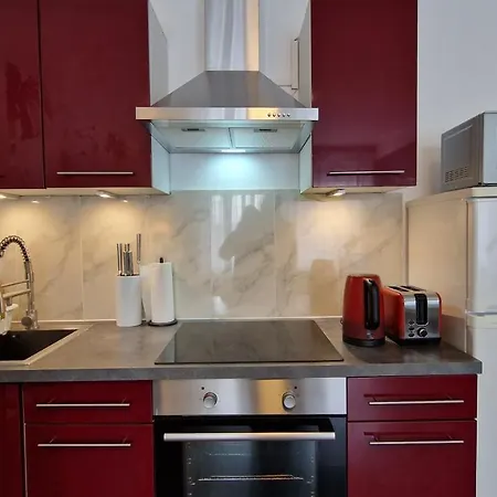 King Bed 4 People Near Basel, Switzerland, Weil Am Rhein, Loerrach, Germ'any, Near Airport